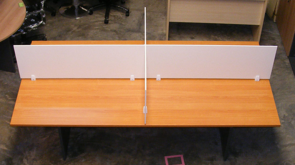 ชุดโต๊ะทำงาน 4 ที่นั่ง มือสอง